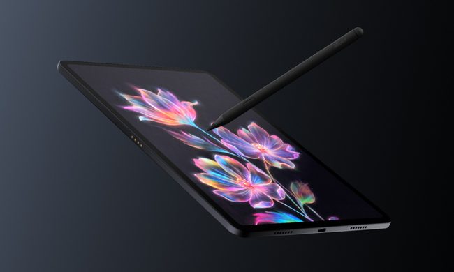 The Galaxy Tab S8 Ultra, the 