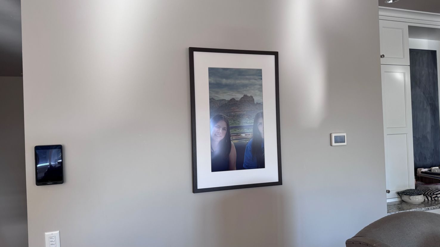 Fraimic Canvas Glare