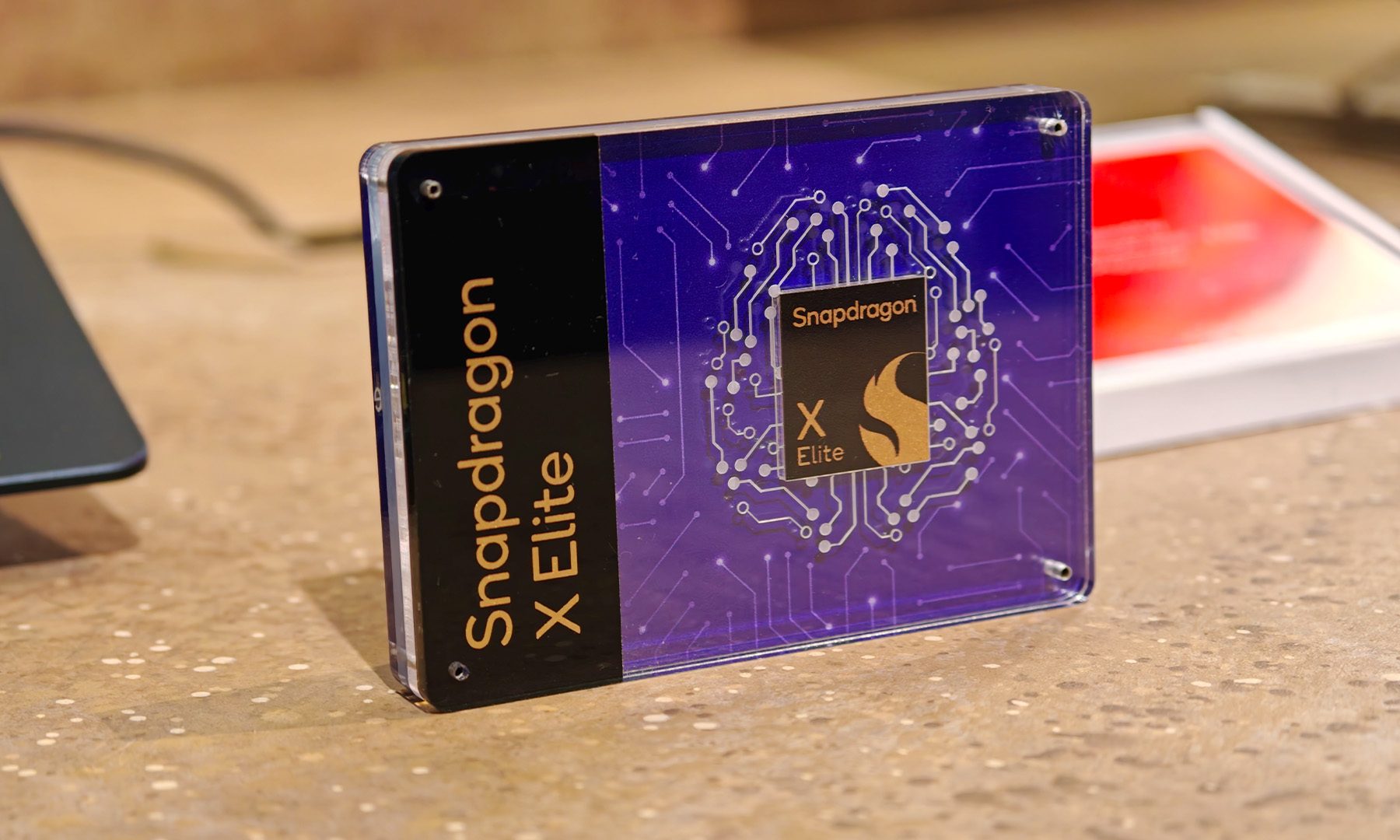 Naka-display ang Qualcomm Snapdragon X Elite Chipset block