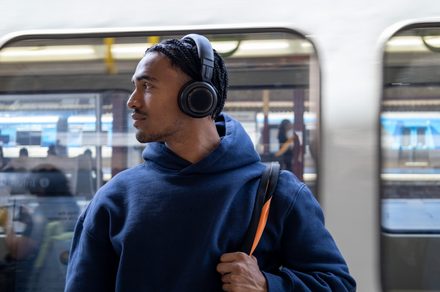 TDM. launches Neo headphones that transform into a Bluetooth speaker with a simple twist