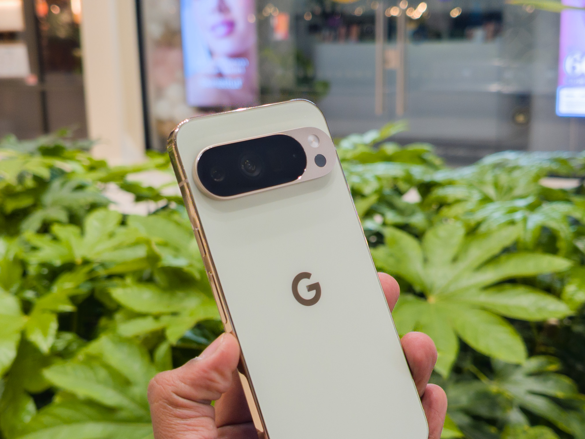 Google Pixel 10 Pro XL Review: The Pixel Ultra I've wanted