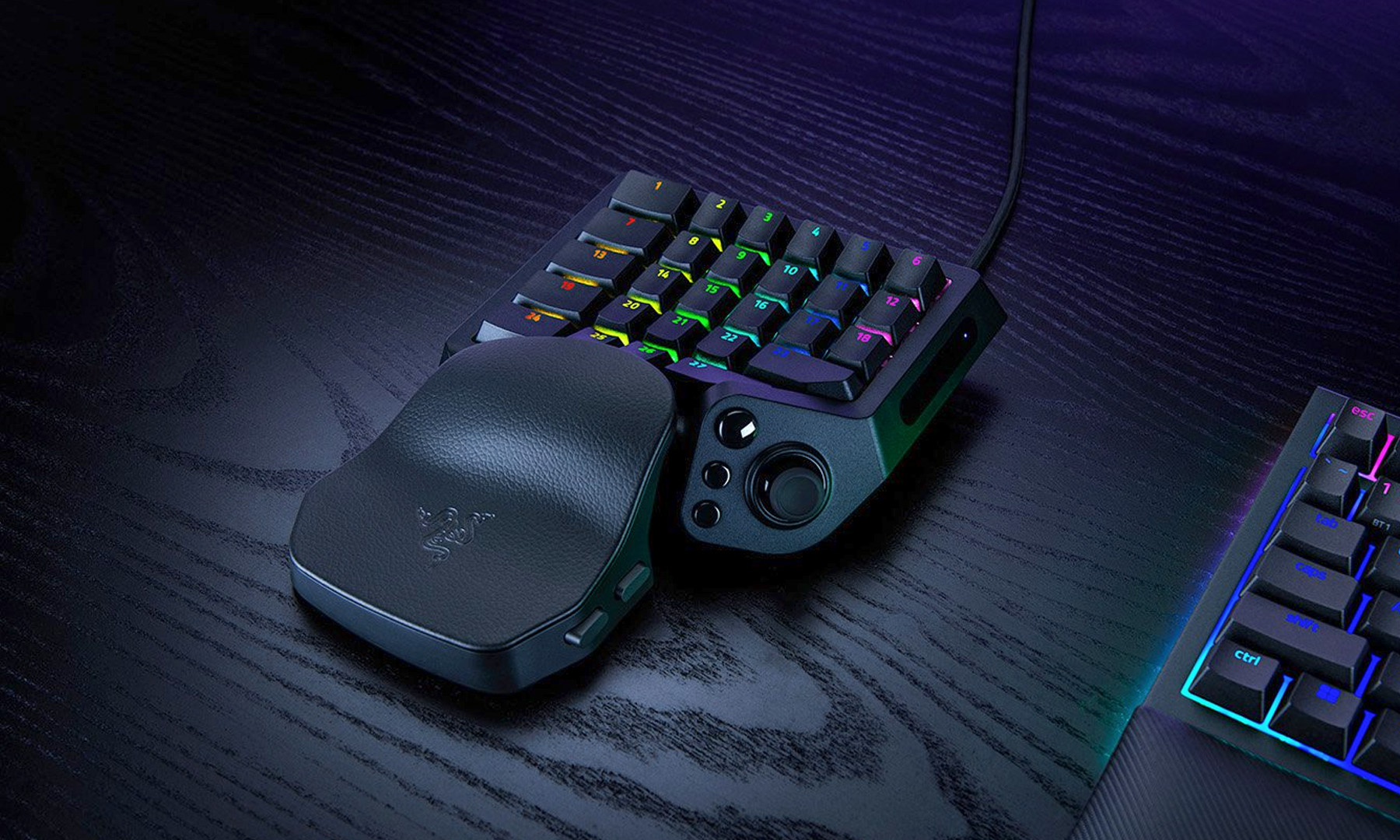 Razer Tartarus V2 Pro brings 8,000Hz polling to its one-handed