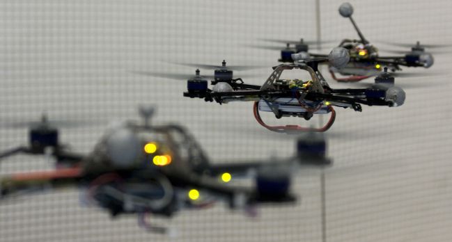 robots_three_quadrocopters