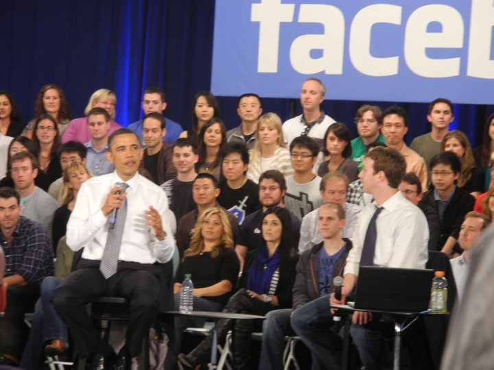 Obama-Zuckerberg-Facebook-town-hall