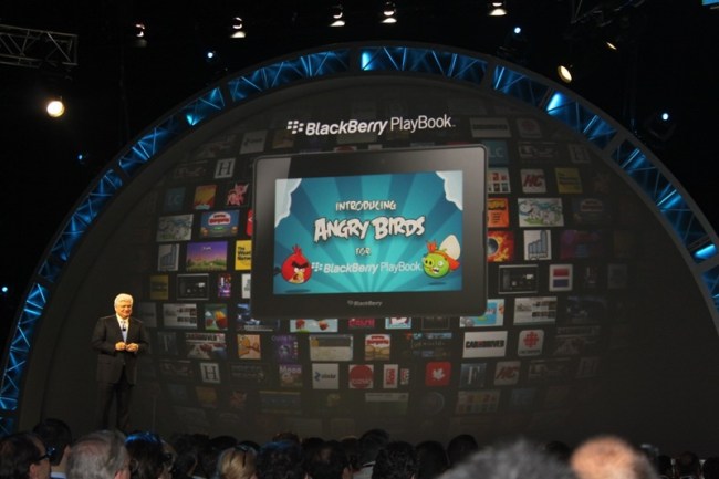 blackberry-playbook-angry-birds-berryreview