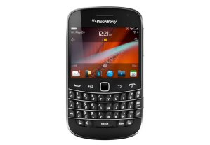 BlackBerry Bold 9900/9930 front