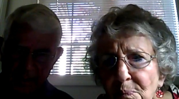 elderly-couple-webcam