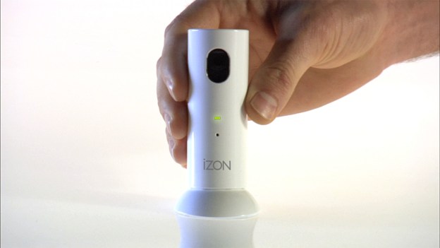 iZON-with-hand-1400x788