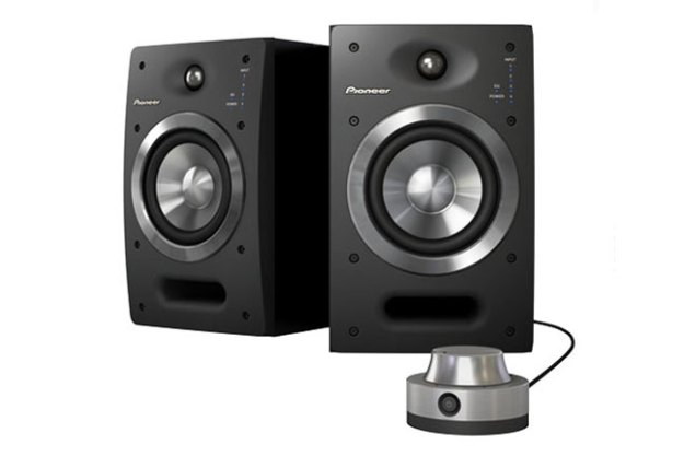 pioneer-s-dj05-black-speakers-controller