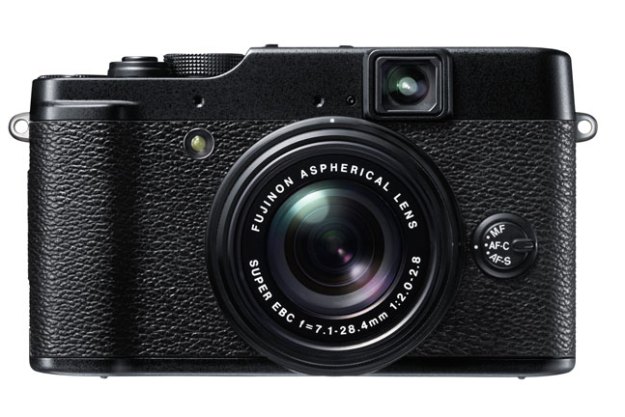 Fujifilm-X10-front-lens