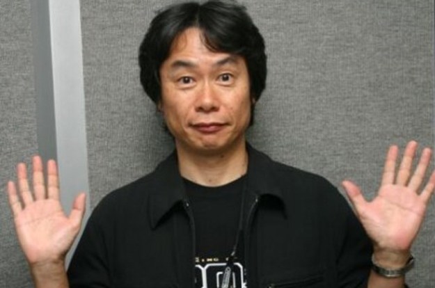 shigeru-miyamoto-hands-up