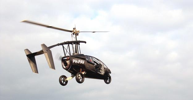 PAL-V-flying-car-completes-successful-liftoff,-maneuvers-the-streets-and-the-sky-with-ease