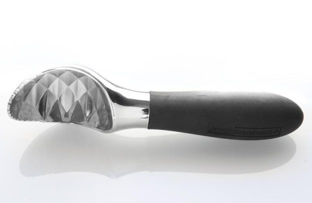 Serrated Ice Cream scoop from Amco Houseworks
