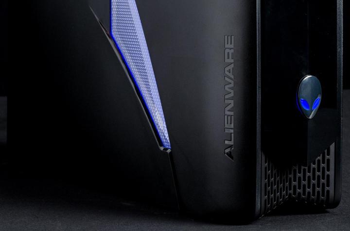 Dell Alienware X51 Gaming Desktop review bottom angle 2