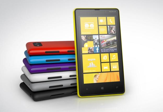 Nokia adds the Lumia 820 to new Windows Phone 8 range