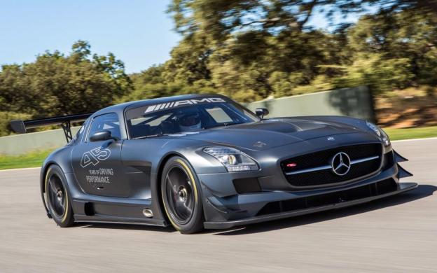Mercedes-Benz SLS AMG GT3 45th Anniversary Edition front-three quarter motion view