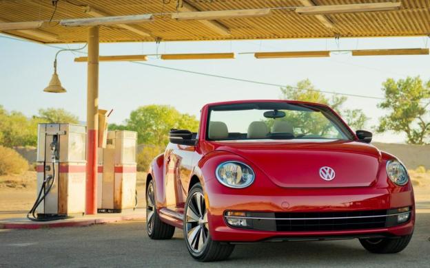 2013 Volkswagen Beetle Convertible front three-quarter view