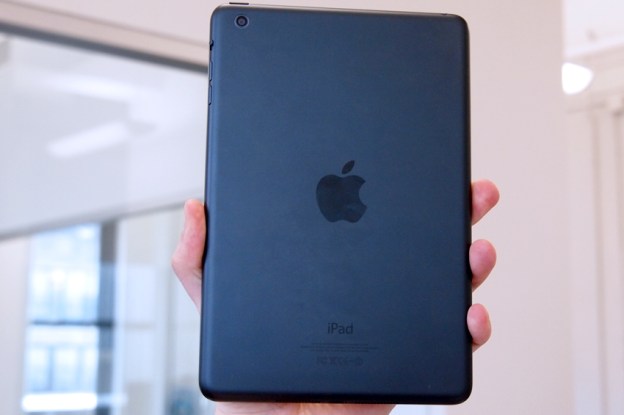 Apple iPad Mini review back iOS tablet