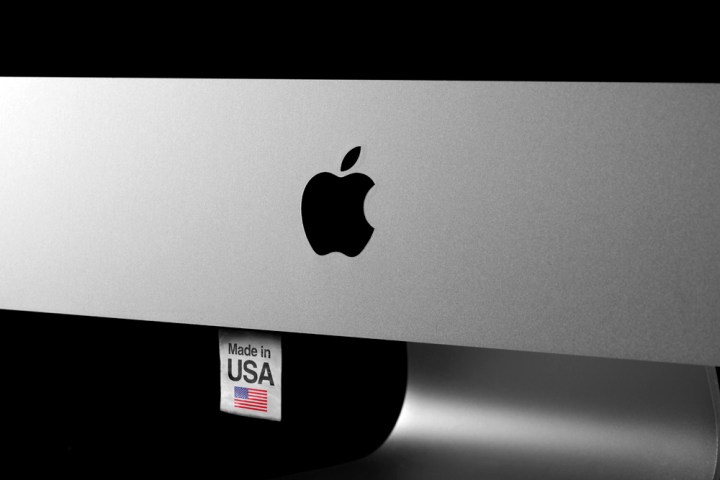 apple to create 2000 jobs in arizona macs made usa flag