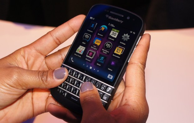 BlackBerry Q10 - using the QWERTY keyboard