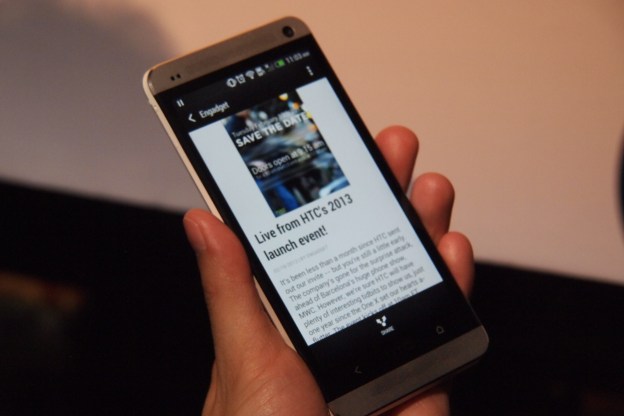 HTC One Reading