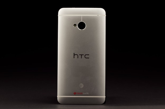 htc one back