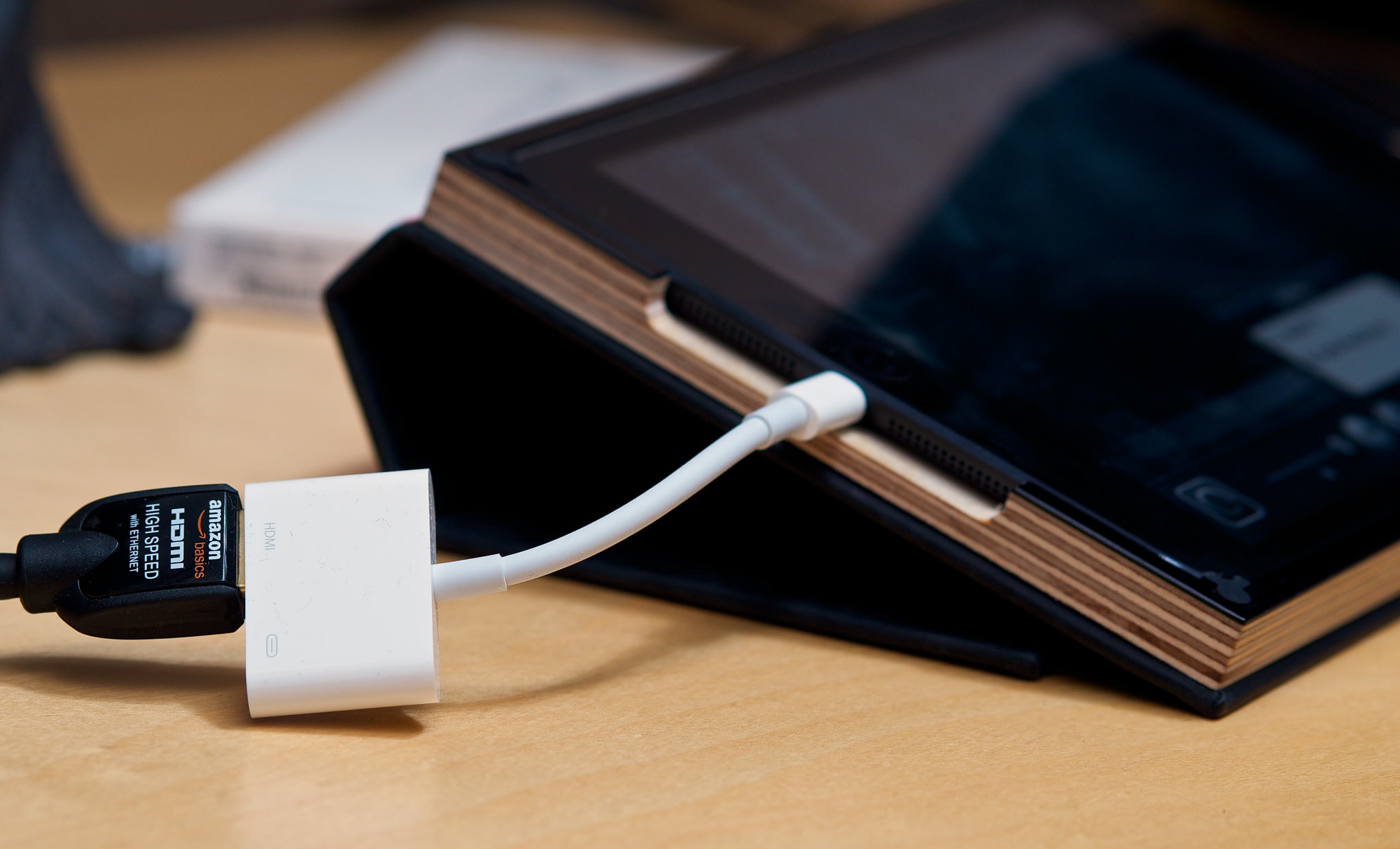 Apple's Lightning AV adapter uses Airplay and has a inside it | Digital Trends