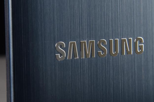 Samsung Ativ Book 5 review Samsung logo