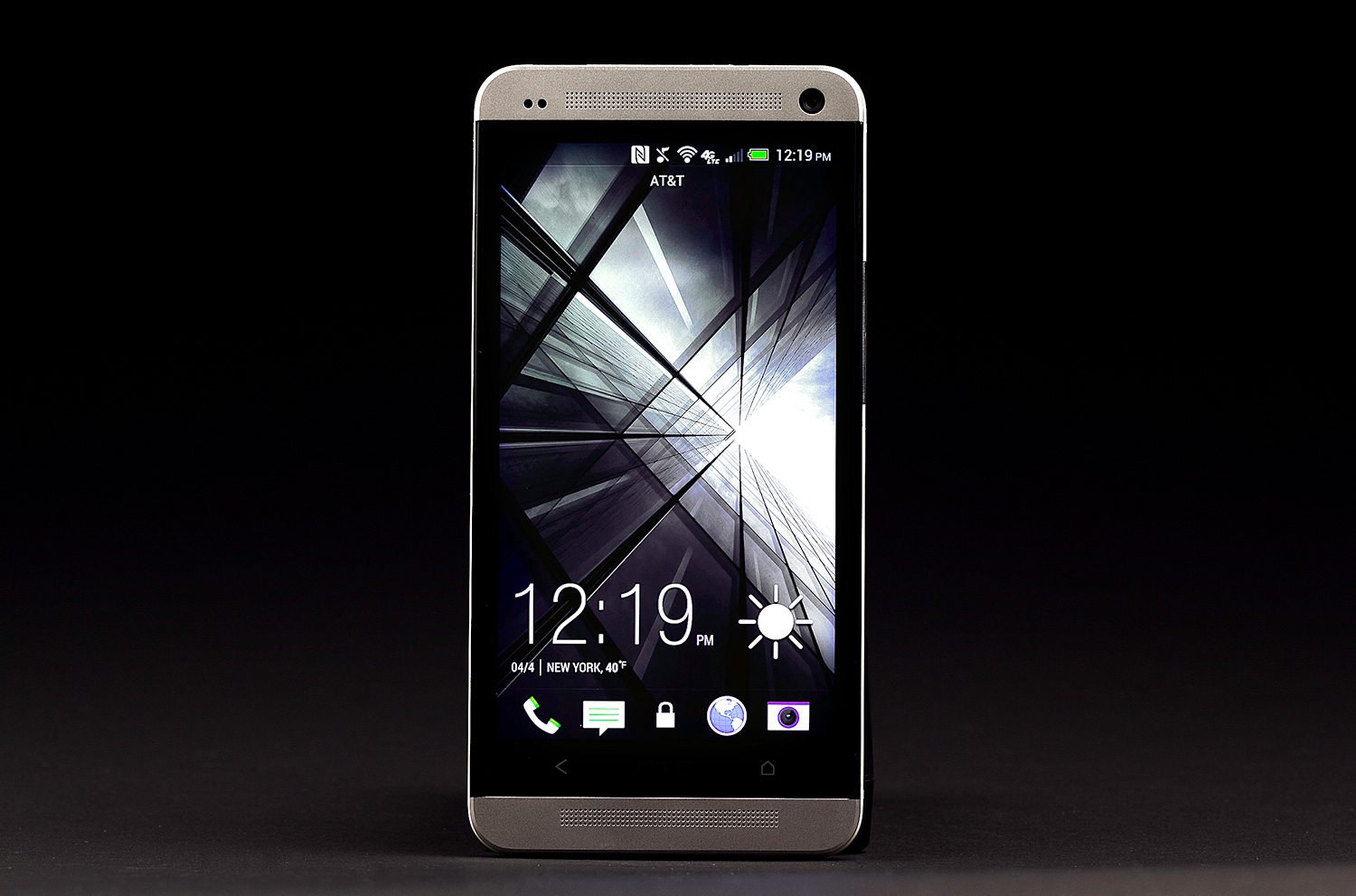 htc one review main screen