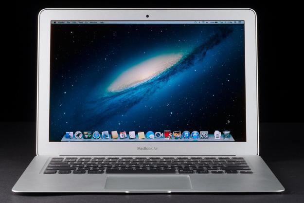 MacBook Air 2013 review front