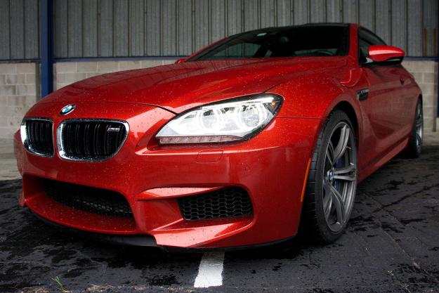 2013 BMW M6 front right angle