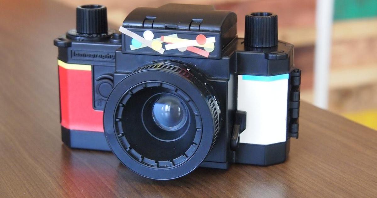 The Lego Retro Camera is a dream for old-school SLR fans