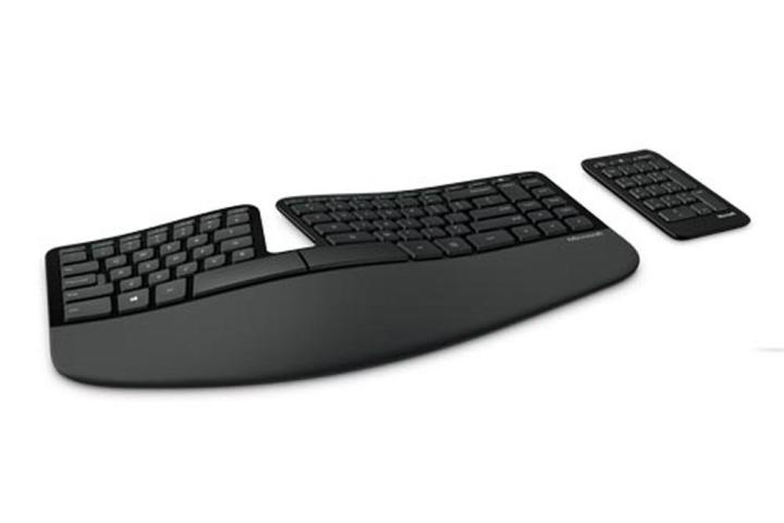 microsoft announces windows 8 ready sculpt ergonomic desktop keyboard and mouse press image