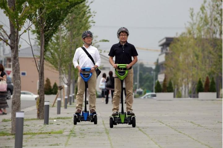 segway lite toyotas winglet aims to turn us into wheeled wall e fatties toyota electric mobility assistance robot 100434922 l