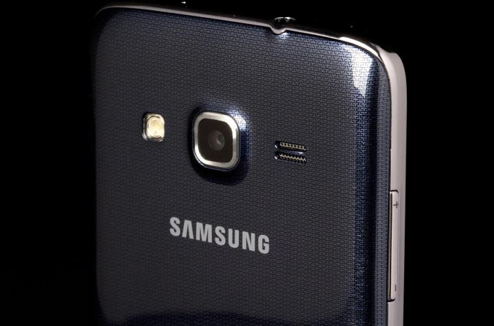 Samsung Ativ S Neo Phone top back
