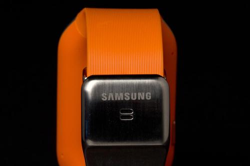 samsung galaxy gear smartwatch review rear clasp macro