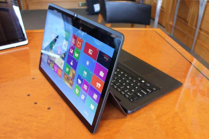 sonys new vaio flip line takes a gymnasts approach to hybrid laptop sony lead dt