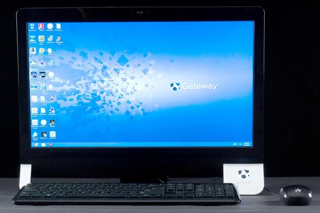 Gateway ZX4970 UR22 front desktop