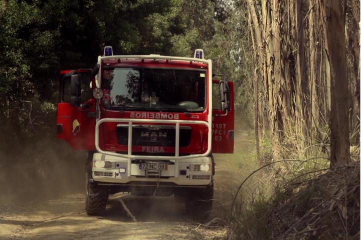 portugals jacinto firetruck give romanias ghe o rescue run money vfci stopped