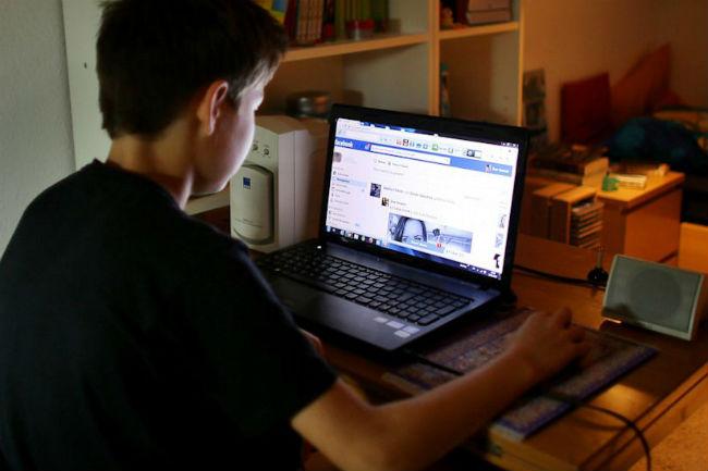 facebook lets teens make public posts nc nt 130522 16x9 992