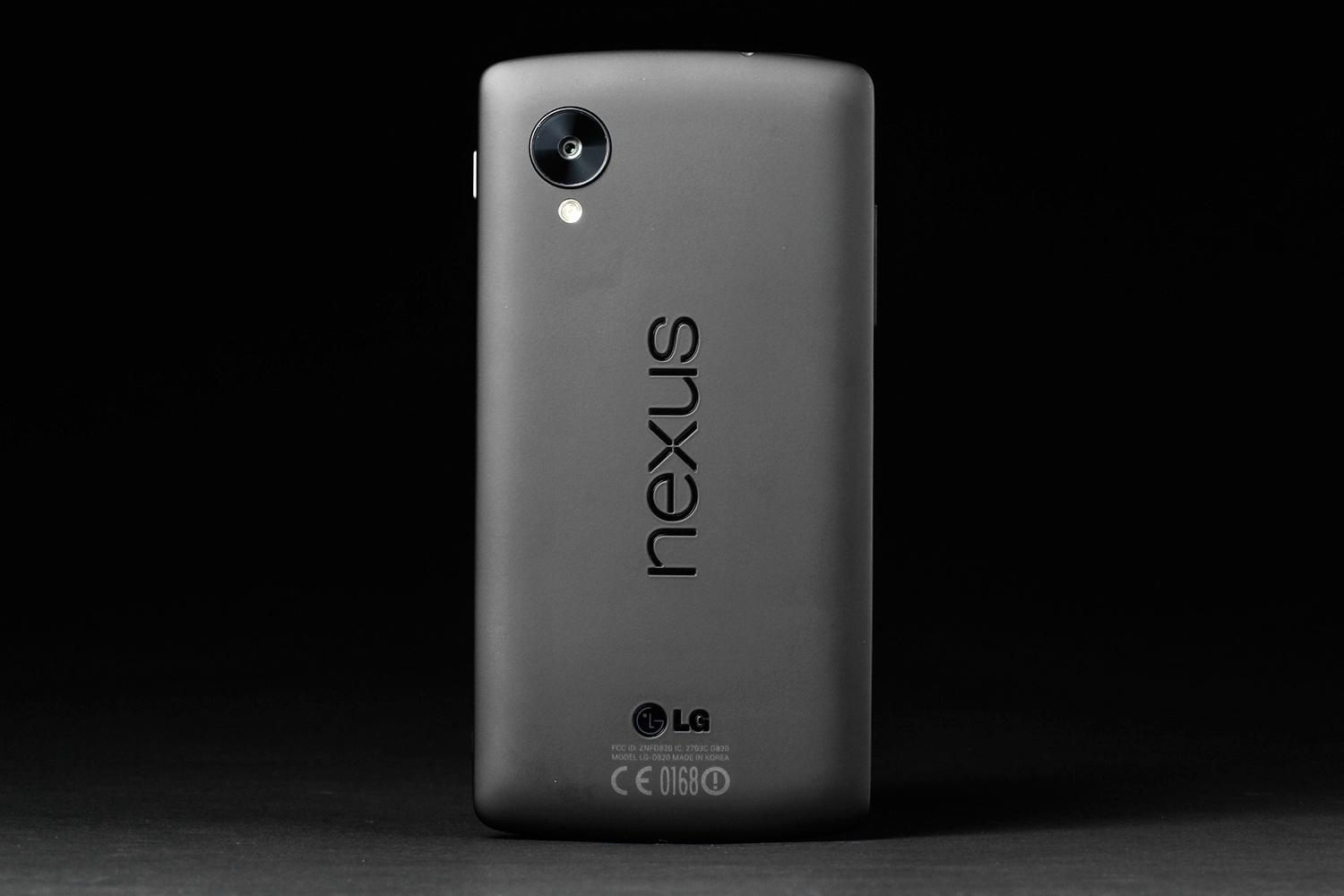 Google Nexus 5 review rear.
