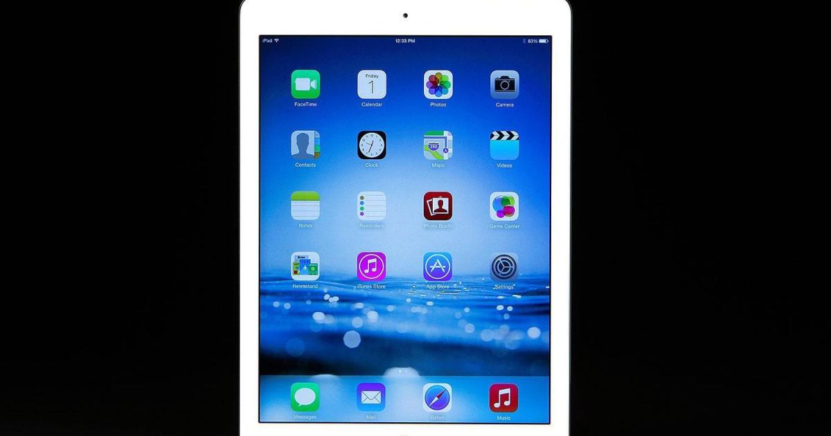 Apple's iPad Air M1 drops to a record-low $500 in an  Black Friday  deal