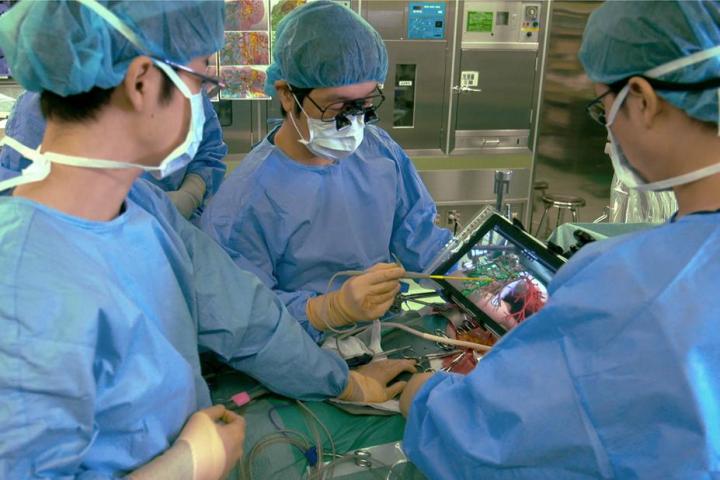 google verb surgical robots ipad surgery