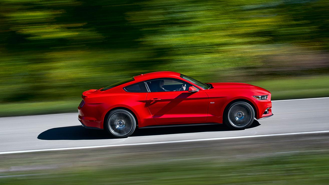 2015 Ford Mustang announcement right