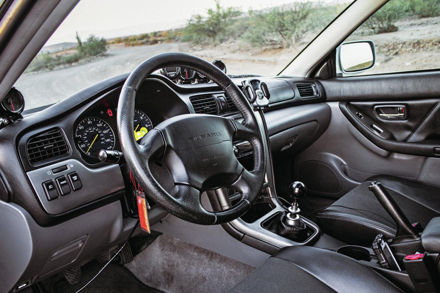 Subaru Baja interior