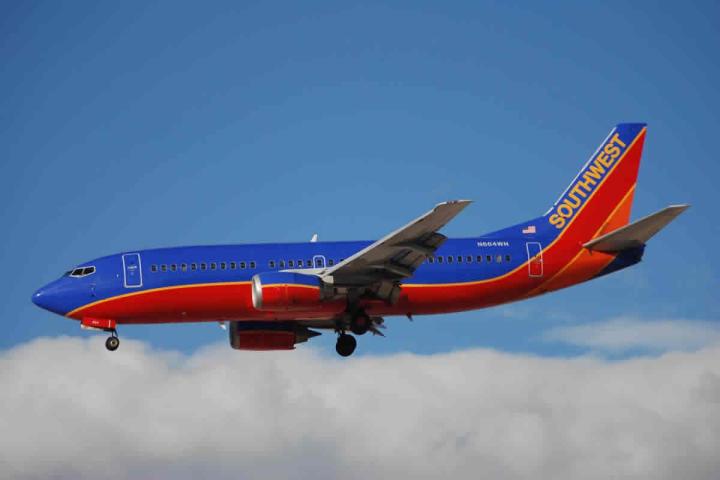 want text flights southwest offers less expensive imessage plan