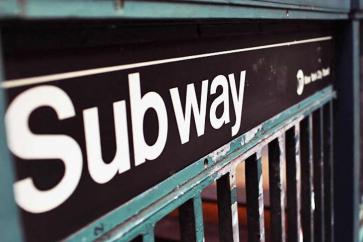 subway-entrance-nyc