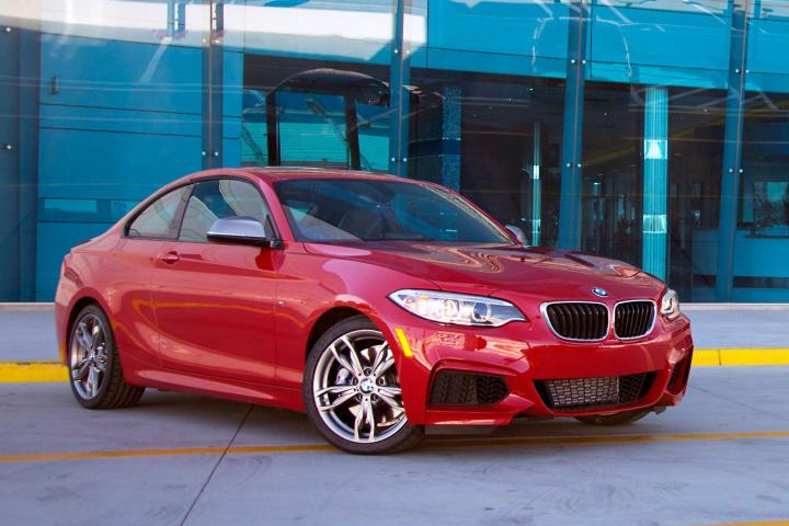 2014 BMW M235i Coupe front right