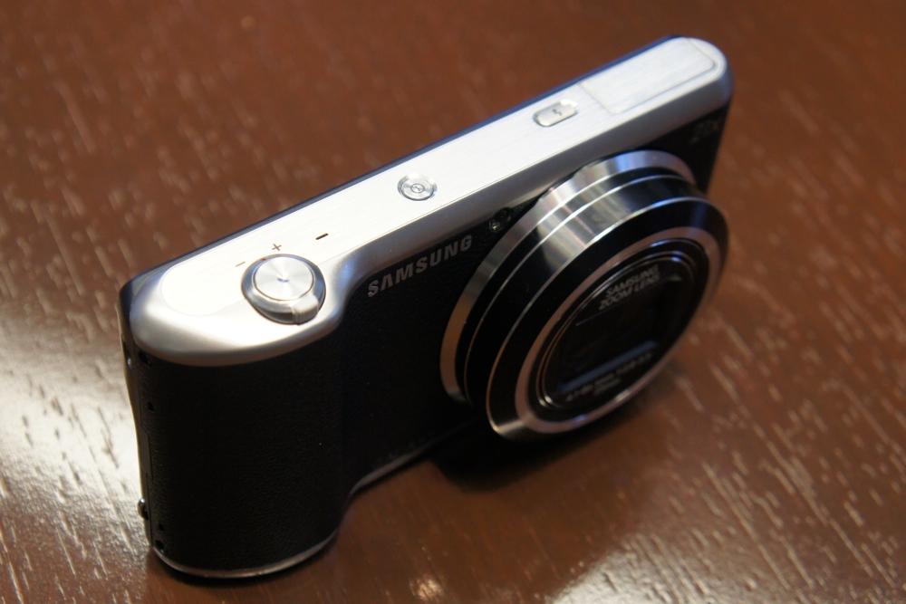 samsung announces nx30 mirrorless camera and android powered galaxy 2 dsc08174