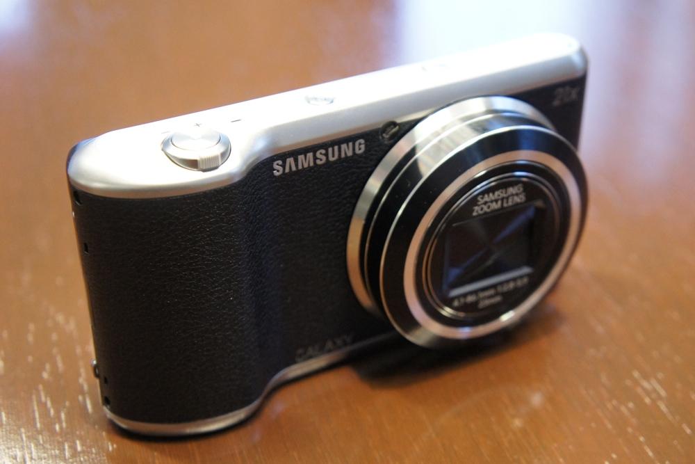 samsung announces nx30 mirrorless camera and android powered galaxy 2 dsc08175